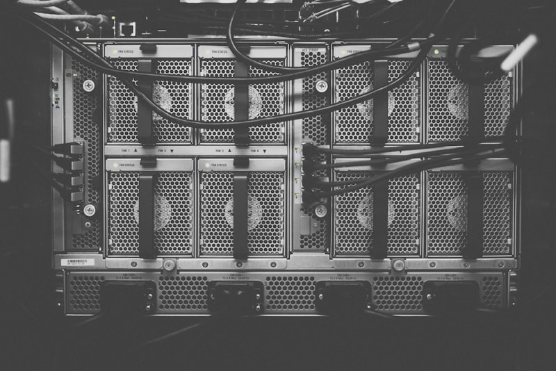 Data centre aisle